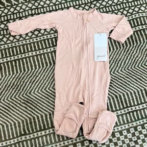 NWT Goumi Kids Rose Baby Footie SZ 12-18mo Pink Bamboo Zippy Sleeper Organic